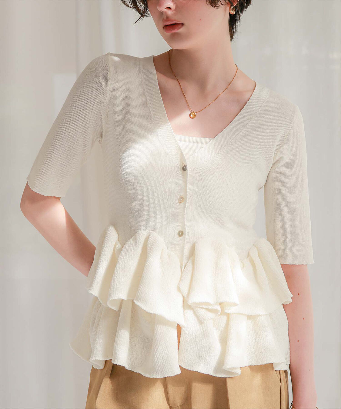 titivate「ハーフスリーブフリルヘムニットカーディガン」|ニット・セーター|オフホワイト