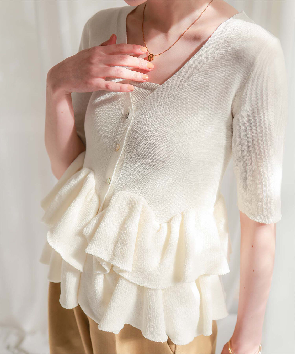 titivate「ハーフスリーブフリルヘムニットカーディガン」|ニット・セーター|