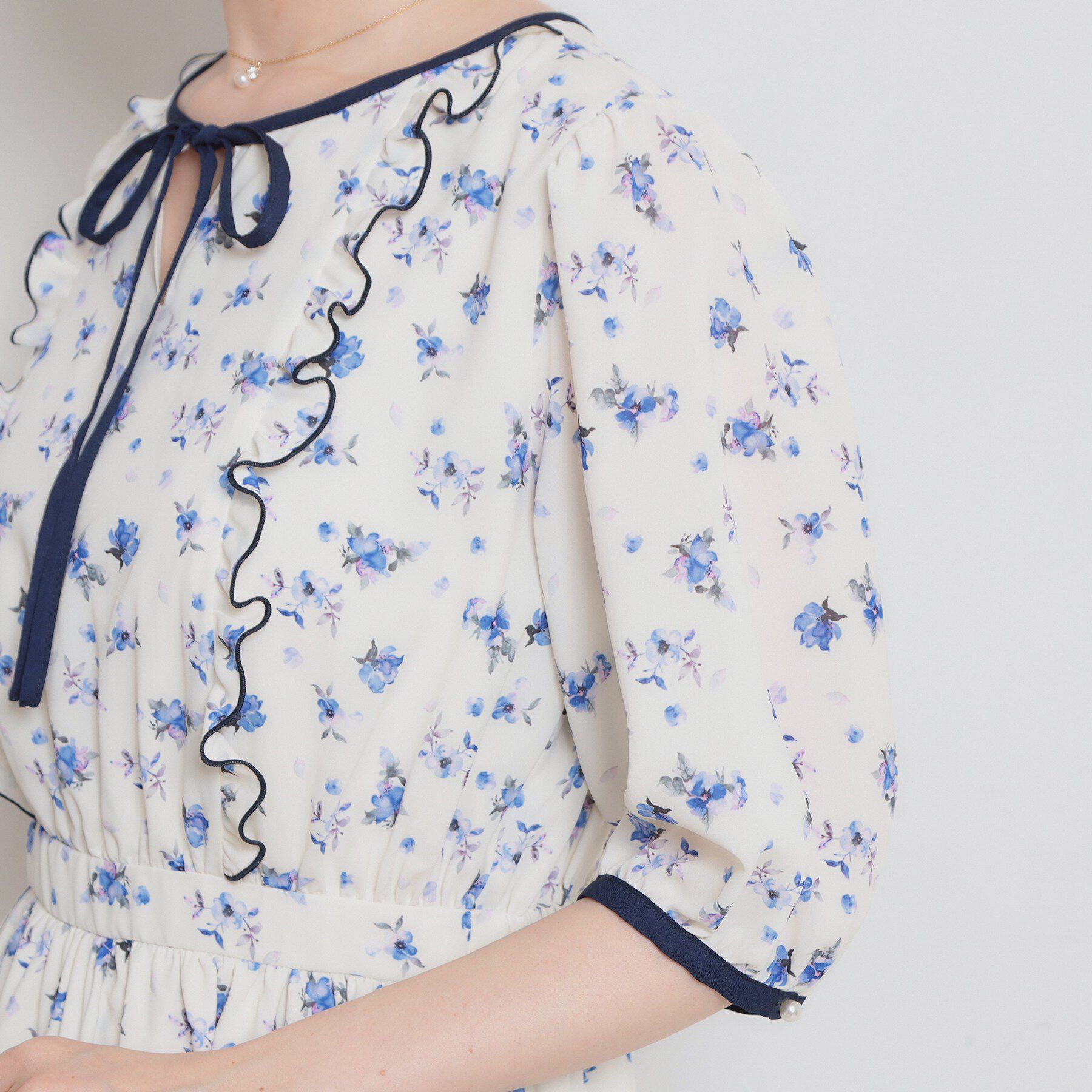 Couture broach「【着映え】水彩フラワーワンピース」|ワンピース|