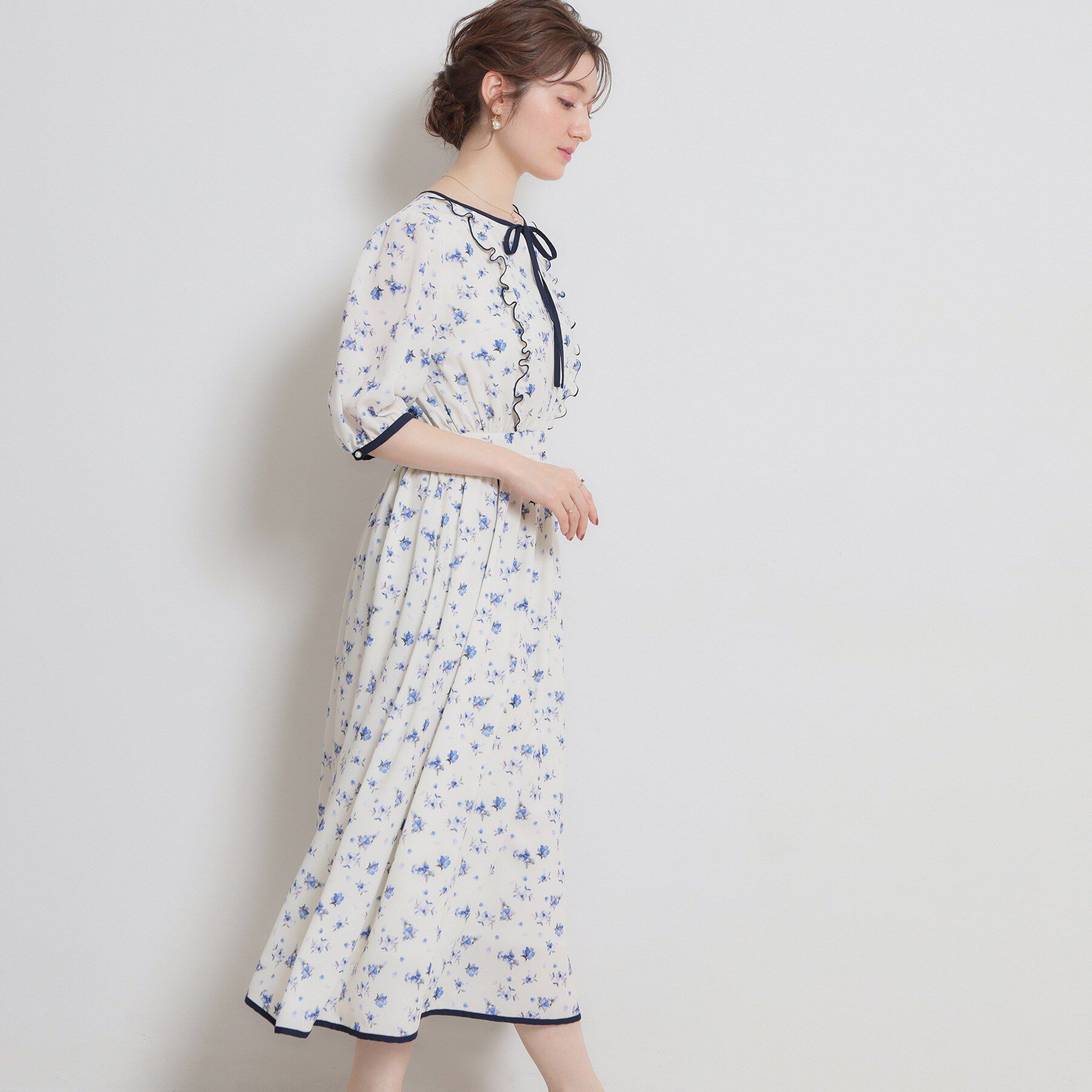 Couture broach「【着映え】水彩フラワーワンピース」|ワンピース|