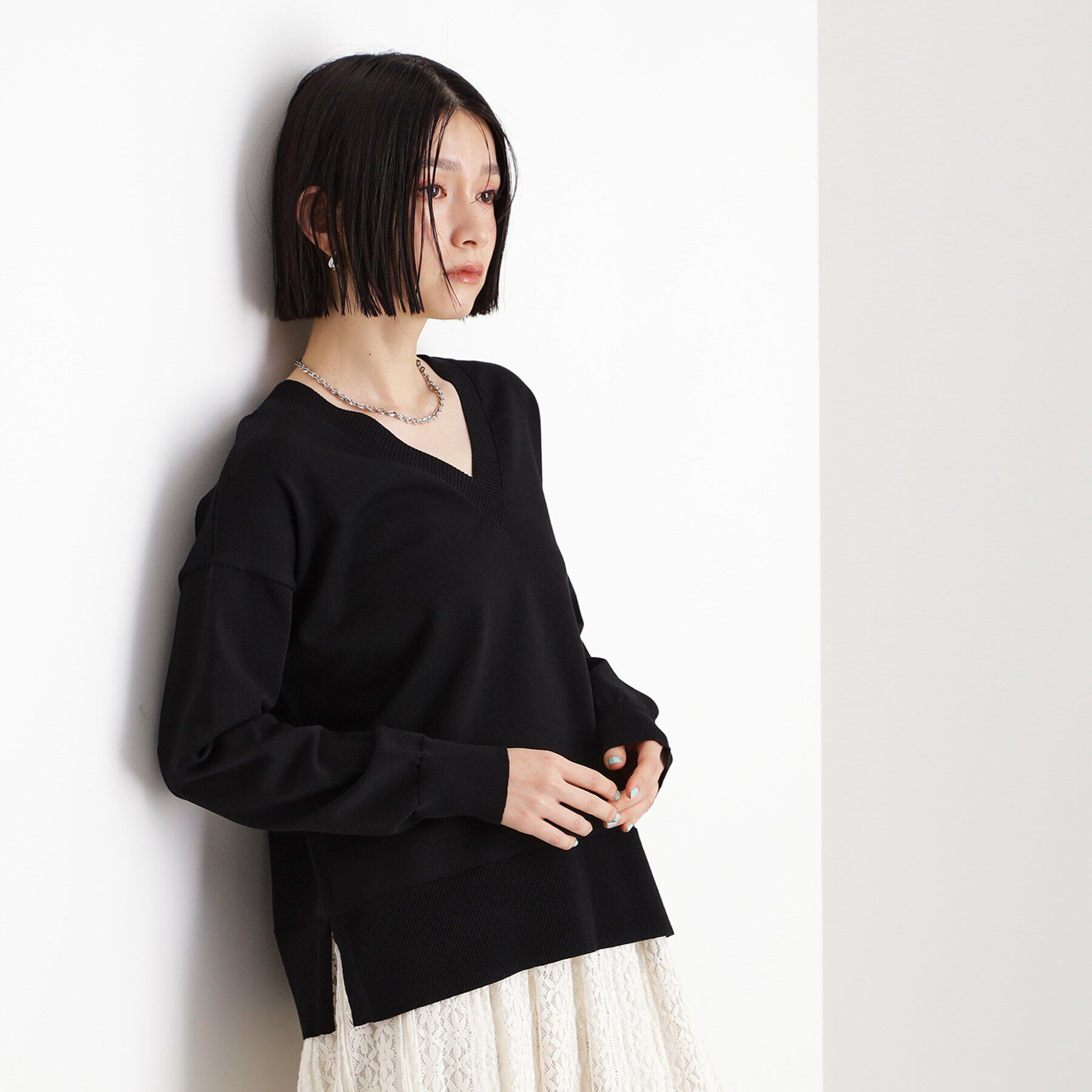 THE SHOP TK「【毛玉になりにくい】さらっとキレイVネックニット/洗濯機OK」|ニット・セーター|