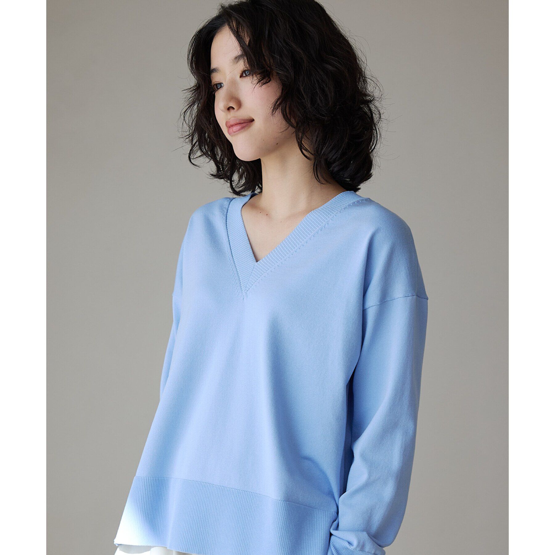THE SHOP TK「【毛玉になりにくい】さらっとキレイVネックニット/洗濯機OK」|ニット・セーター|