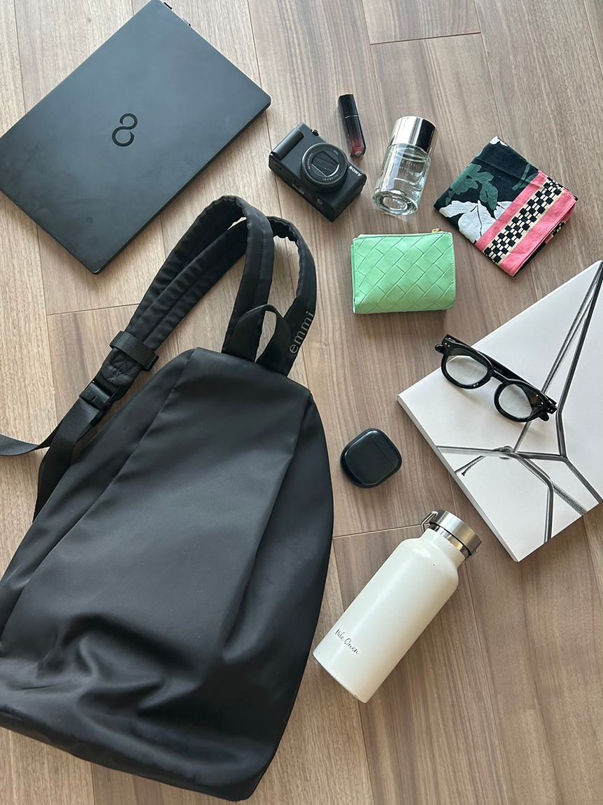 emmi atelier「eco 撥水２ｗａｙボディバックパック」|リュック|BLK