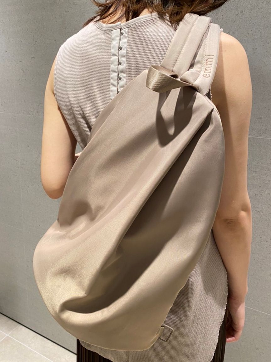 emmi atelier「eco 撥水２ｗａｙボディバックパック」|リュック|