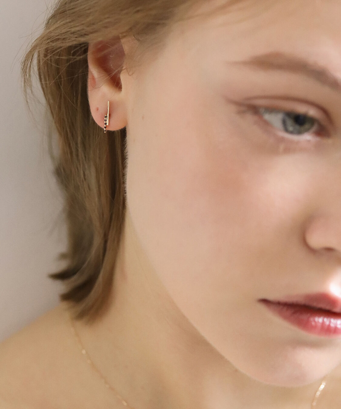  「ブラックダイヤモンド ピアス | K10YG〈WINTER COLLECTION〉」|ピアス|