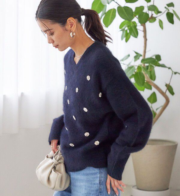 SHIPS for women「〈手洗い可能〉フォックス ビジュー Vネック ニット」|ニット・セーター|