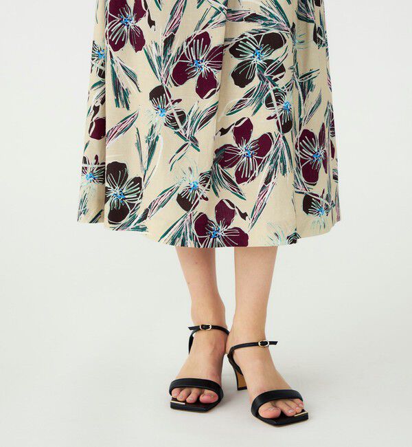 Ballsey「チェロキープリント タックロングスカート」|フレア|