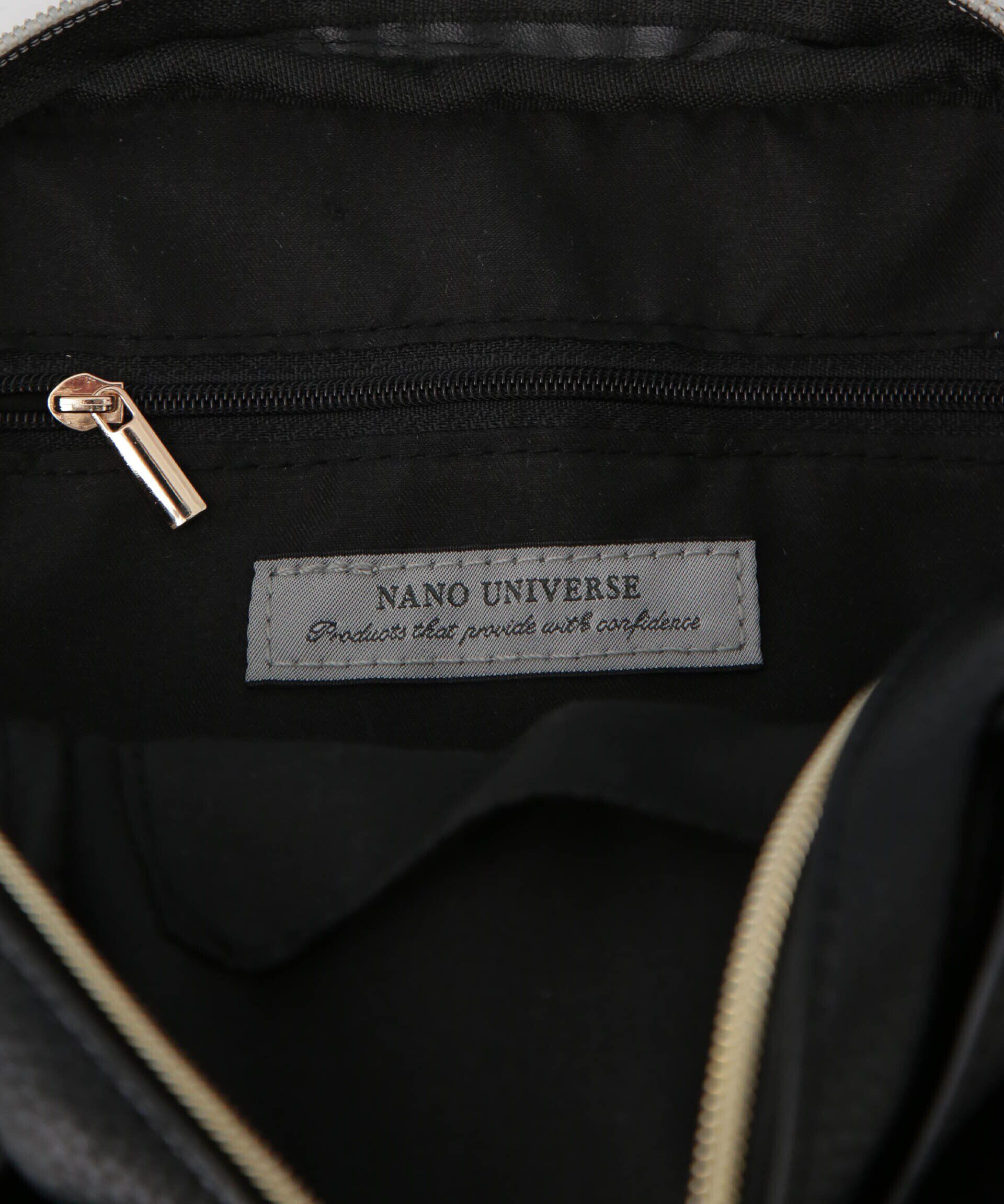 nano･universe「スクエアショルダーバッグ」|ショルダー・メッセンジャー|