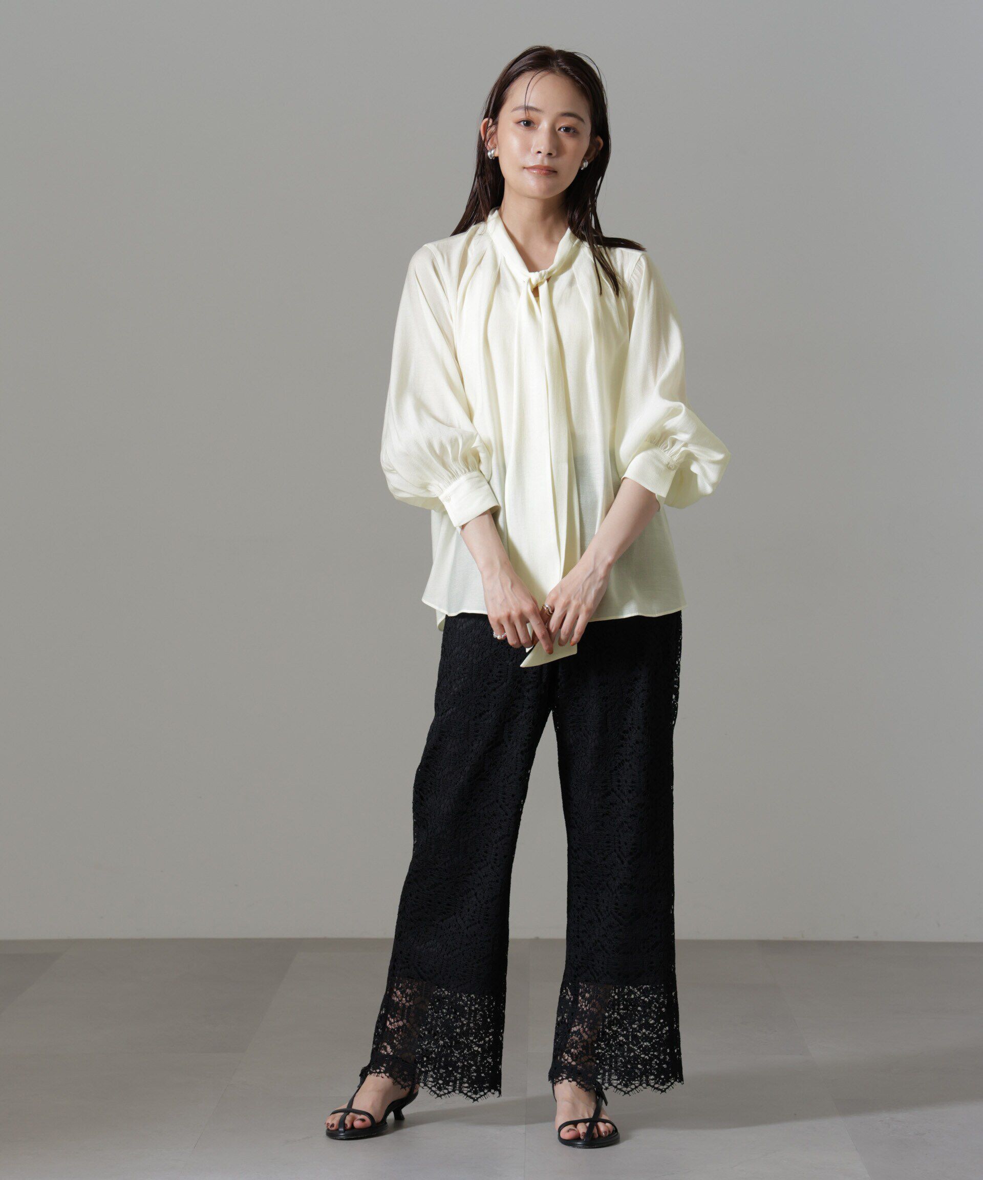 nano･universe「リンクルドビーリボンタイブラウス」|シャツ・ブラウス|