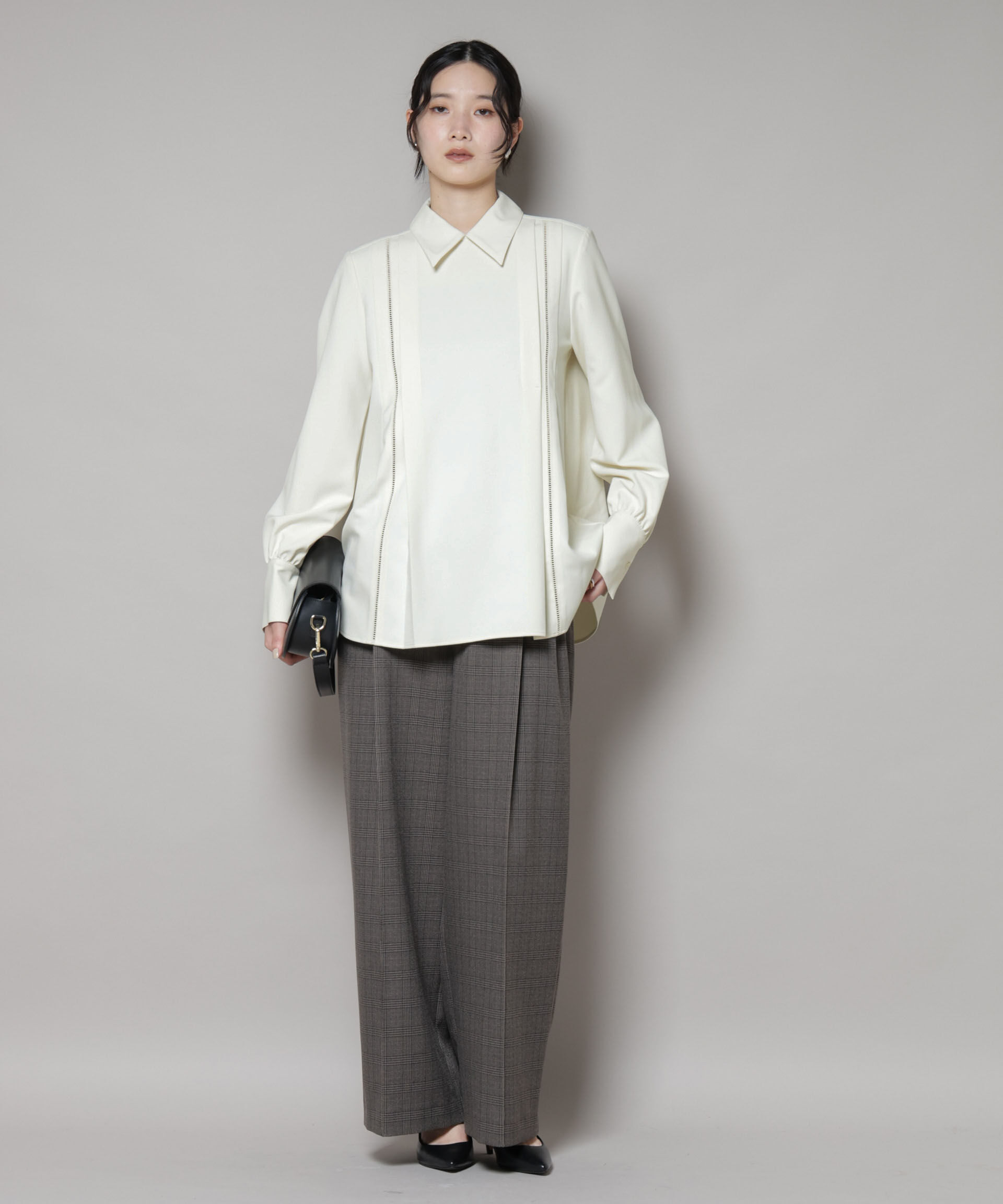 nano･universe「ダブルクロス衿付きハシゴレースブラウス」|シャツ・ブラウス|