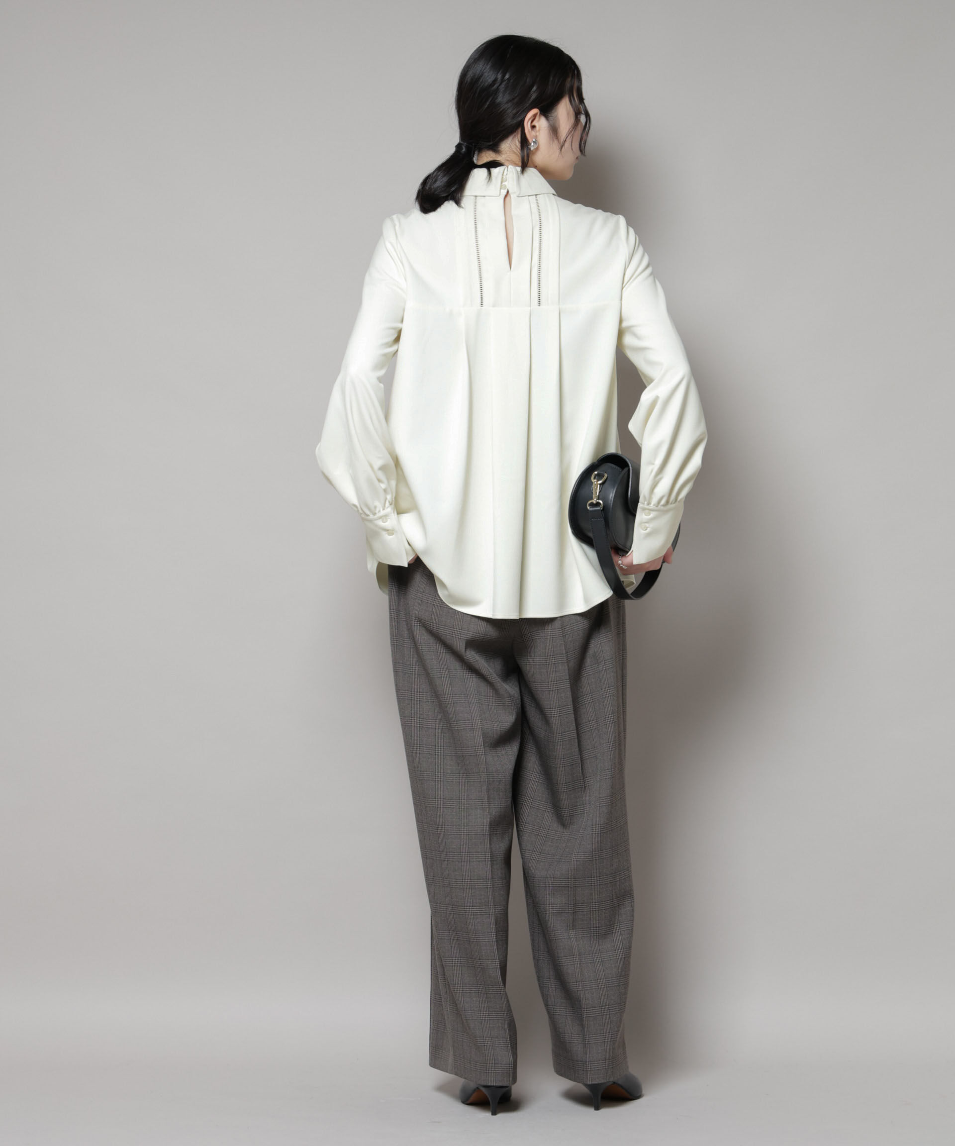 nano･universe「ダブルクロス衿付きハシゴレースブラウス」|シャツ・ブラウス|