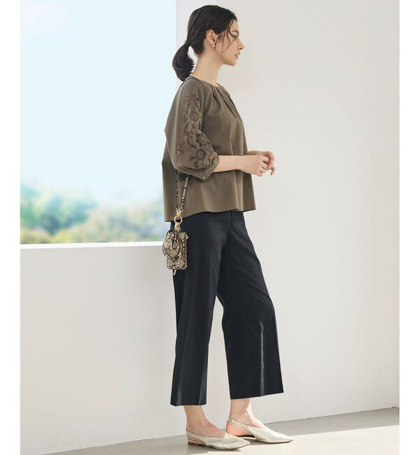 自由区「【SHIHOさん着用】エンブロイダリーブロードパフスリーブ ブラウス」|シャツ・ブラウス|