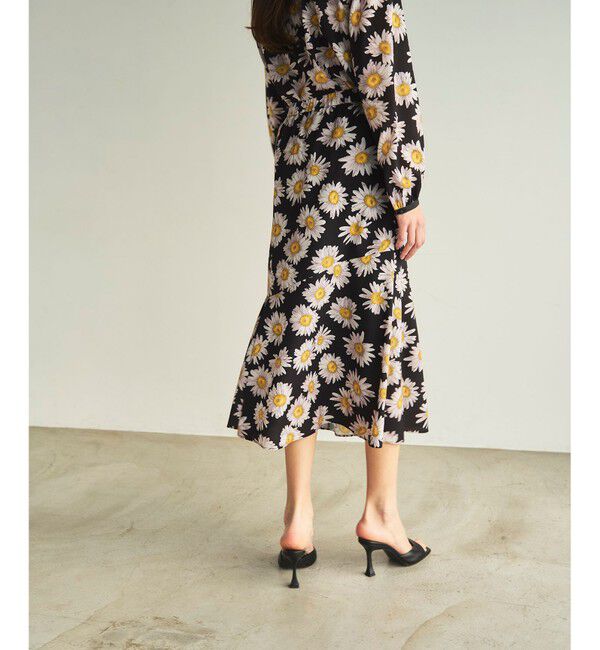 GRACE CONTINENTAL「マーガレットフラワープリントスカート」|スカート|