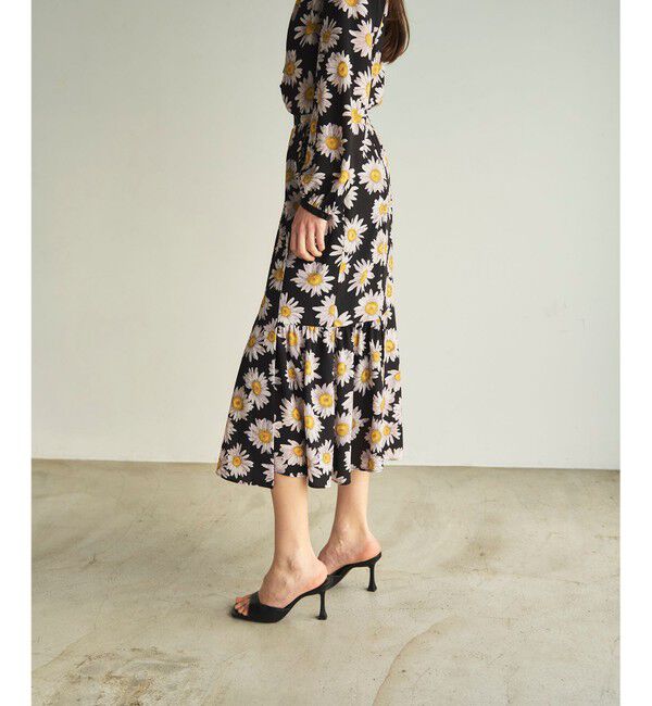 GRACE CONTINENTAL「マーガレットフラワープリントスカート」|スカート|