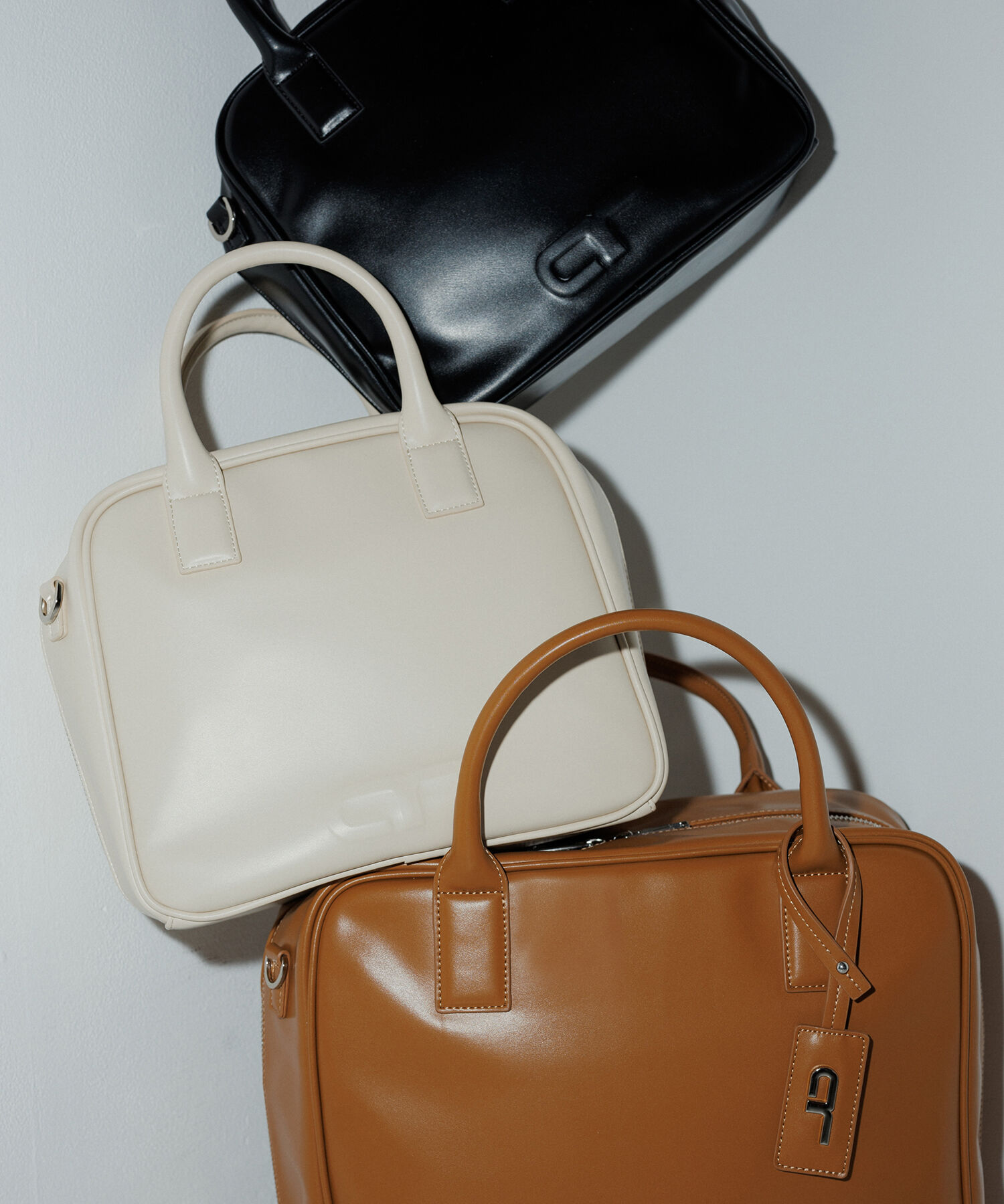 ADAM ET ROPE'「【一部WEB限定カラー・再入荷・サステナブル・2WAY】ロゴボストンバッグ」|ボストンバッグ|