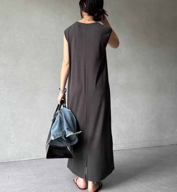  「【WEB限定】テレコヘンリーネックワンピース」|ワンピース|