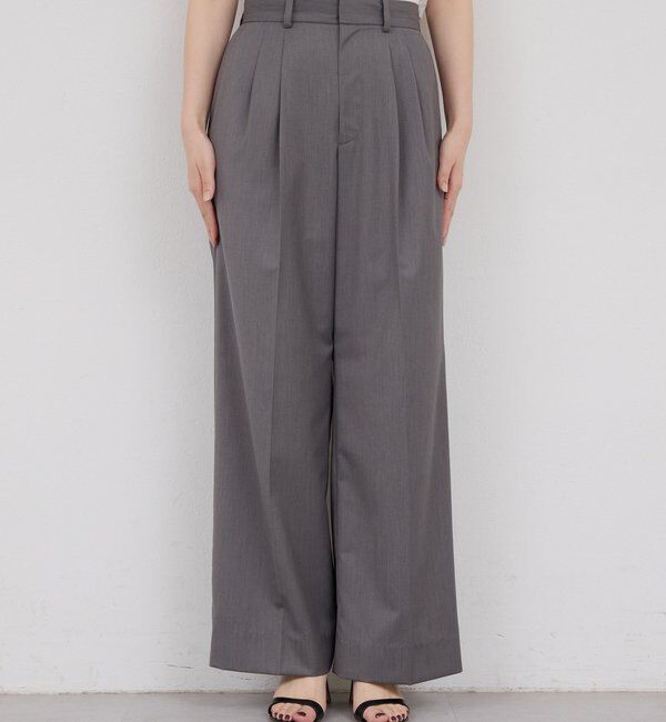  「【手洗い可】タックストレートパンツ」|チノ|