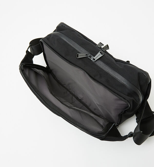alfredoBANNISTER「【軽量、撥水】9L 素材切替 ユーティリティ スリング ボディバッグ」|その他|