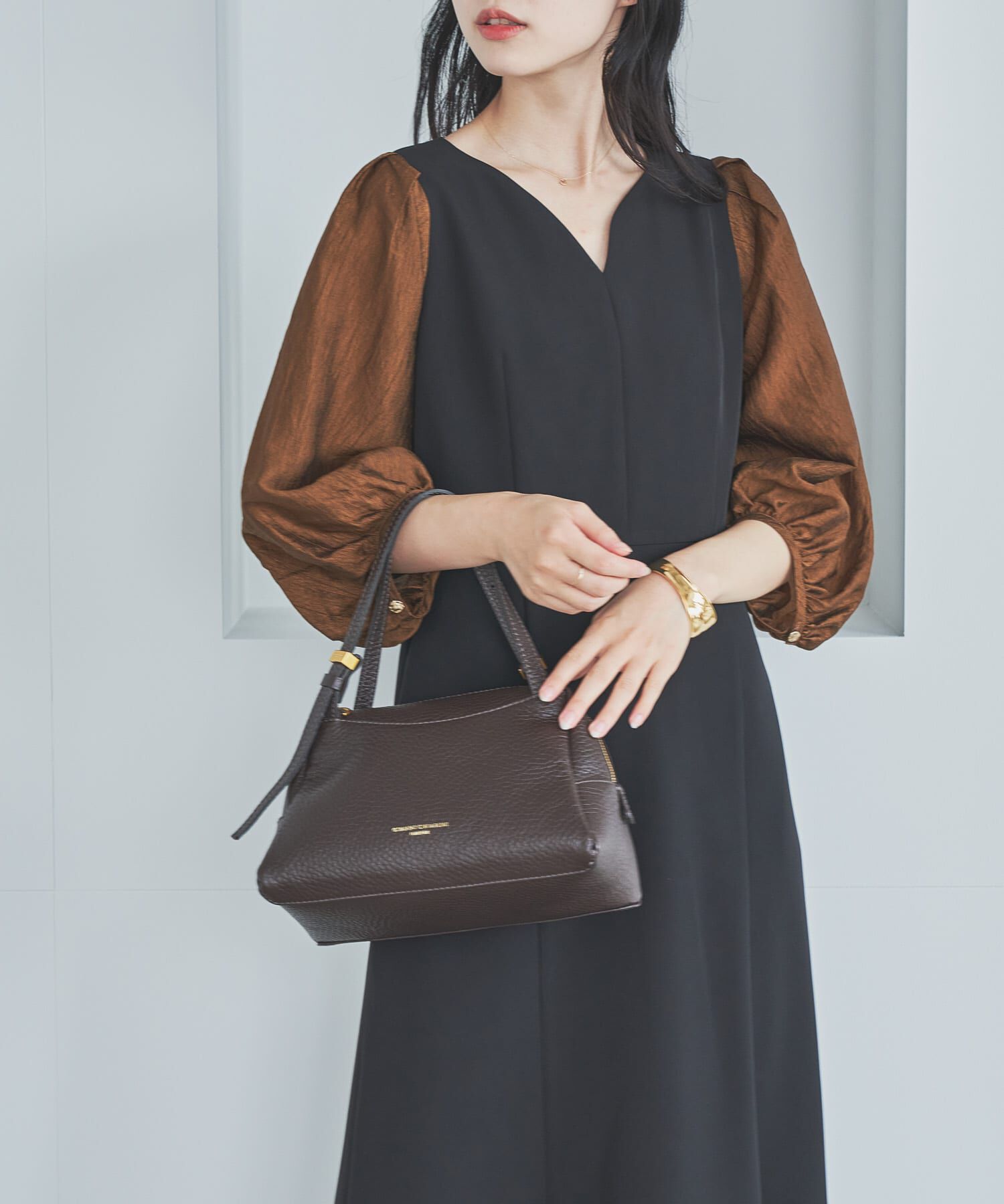 URBAN RESEARCH ROSSO「ドッキングスリーブVネックワンピース」|ワンピース|