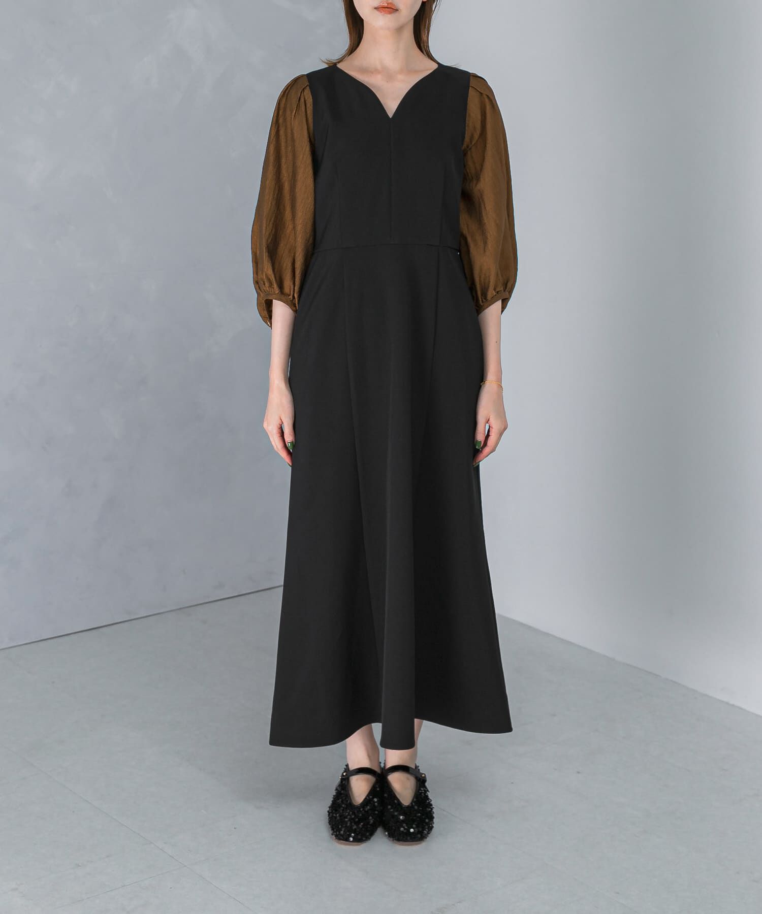 URBAN RESEARCH ROSSO「ドッキングスリーブVネックワンピース」|ワンピース|