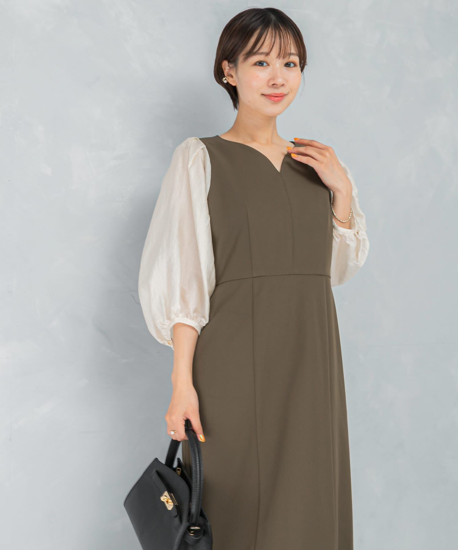 URBAN RESEARCH ROSSO「ドッキングスリーブVネックワンピース」|ワンピース|