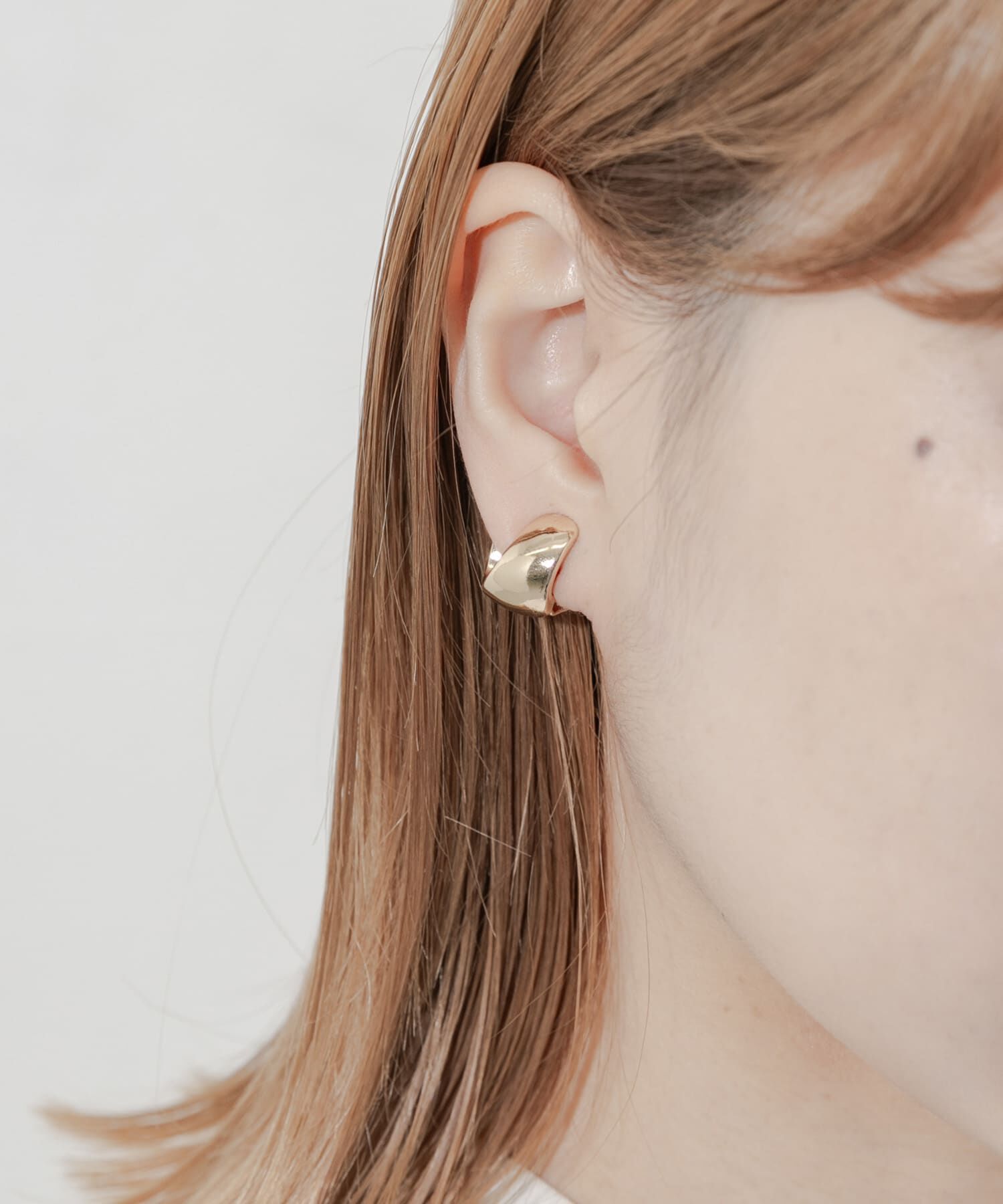 SMELLY「メタルワイドカーブイヤリング」|イヤリング|