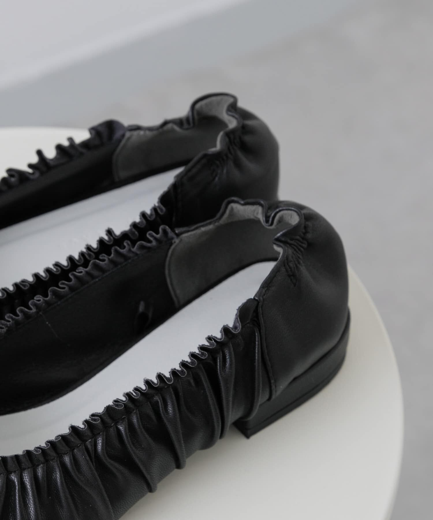 SENSE OF PLACE by URBAN RESEARCH「ギャザーフラットシューズ」|バレエシューズ|