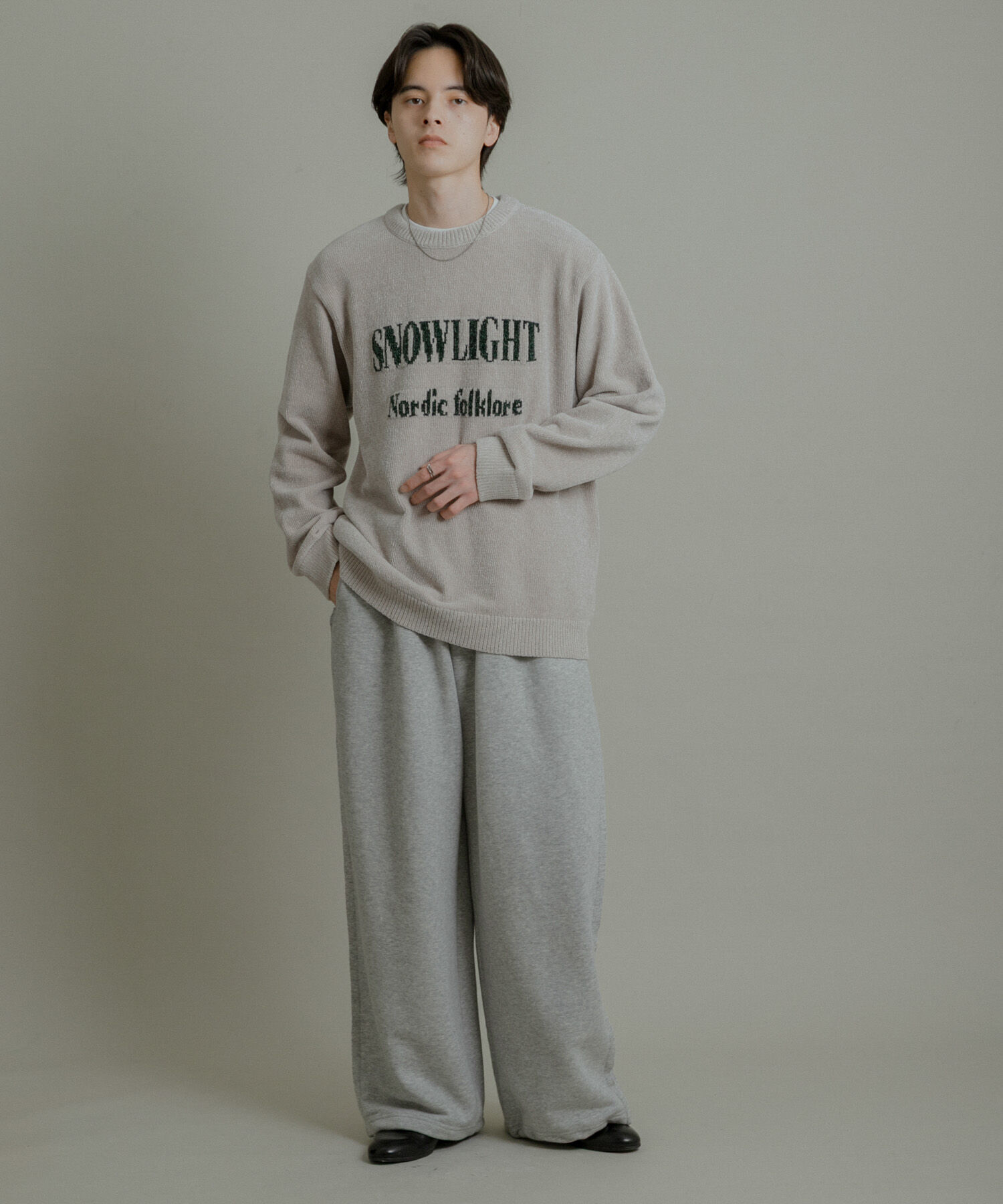 SENSE OF PLACE by URBAN RESEARCH「『洗濯可』モールロゴグラフィックニット」|ニット・セーター|