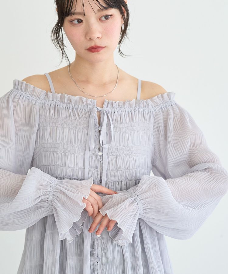 earth music&ecology「シャーリングフリルオフショルブラウス」|シャツ・ブラウス|Light Gray