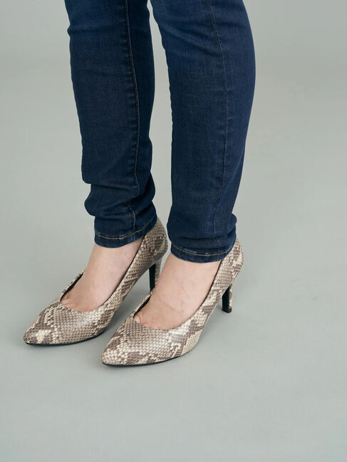  「【WEB限定・小柄女性向け】スキニーフィットデニム」|その他|