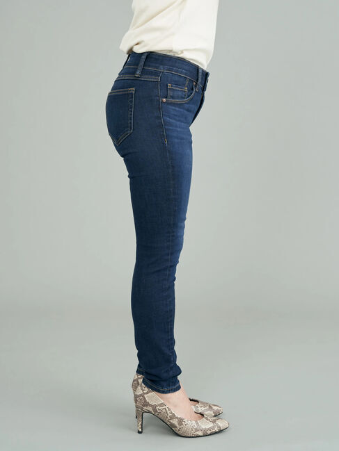  「【WEB限定・小柄女性向け】スキニーフィットデニム」|その他|