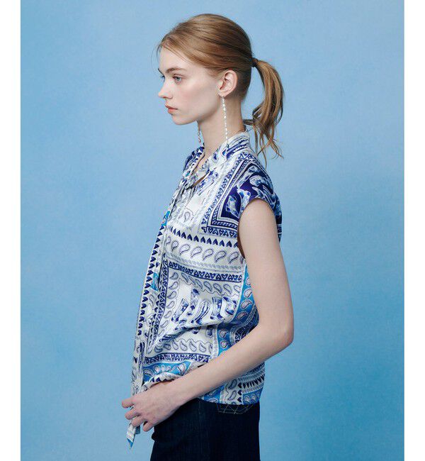 LOULOU WILLOUGHBY「WEB 一部店舗限定【LOULOU WILLOUGHBY】ウエスタンスカーフプリントリボンブラウス」|シャツ・ブラウス|