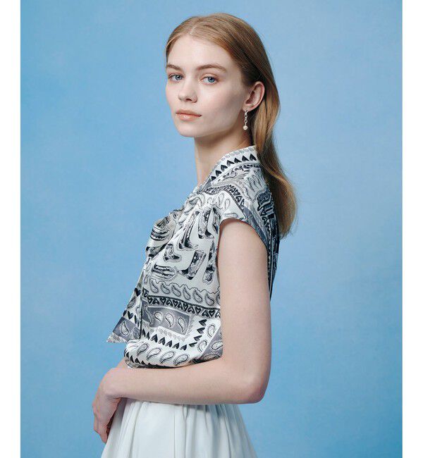 LOULOU WILLOUGHBY「WEB 一部店舗限定【LOULOU WILLOUGHBY】ウエスタンスカーフプリントリボンブラウス」|シャツ・ブラウス|