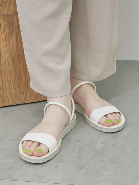 Samansa Mos2 blue「【ふっくらクッション】2wayフラットサンダル」|サンダル|オフホワイト