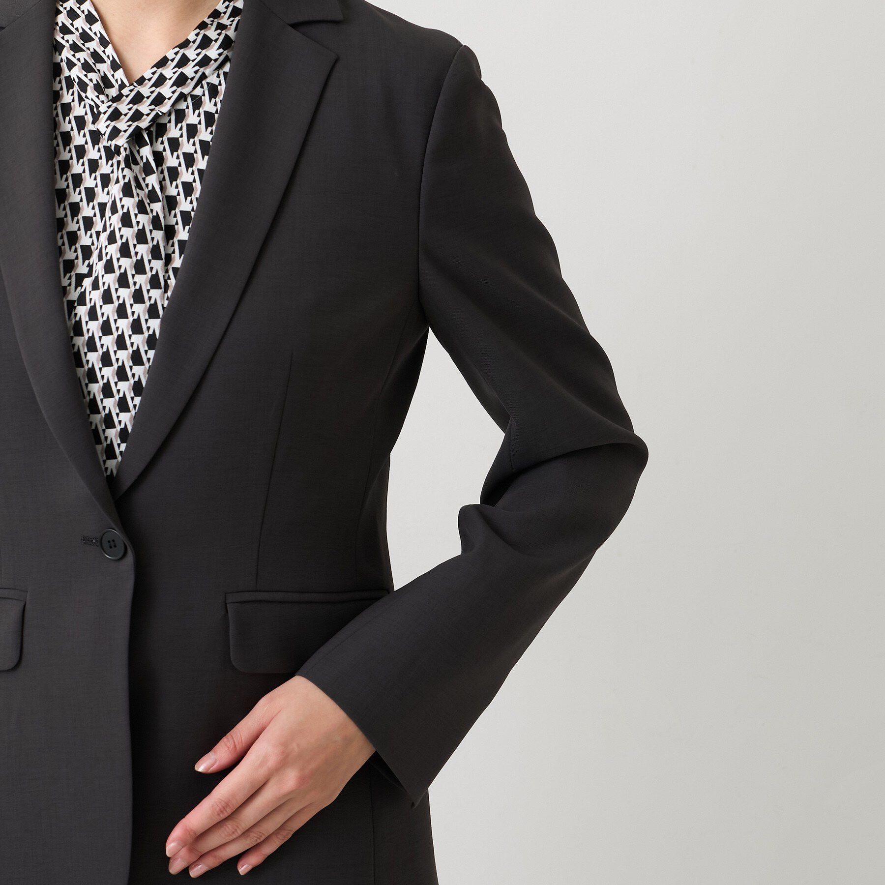 UNTITLED「エアリーテーラードジャケット」|テーラードジャケット|