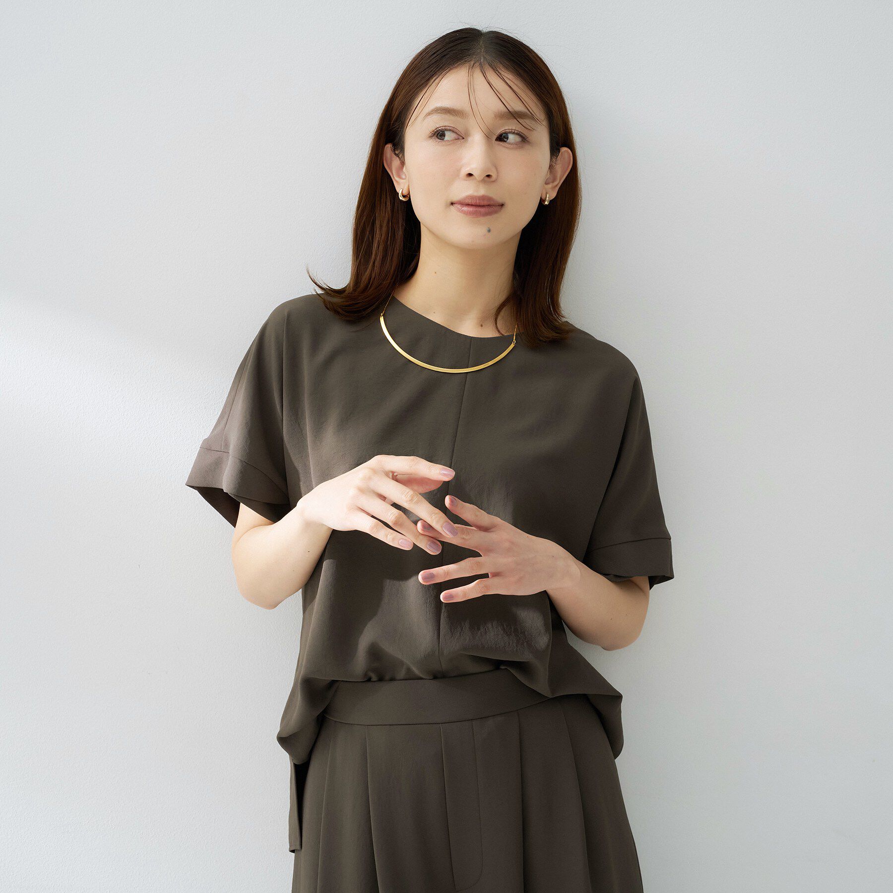 UNTITLED「【夏の名品セットアップが今年も登場！/はっ水/遮熱】リラクミスト 前後2WAYブラウス」|シャツ・ブラウス|