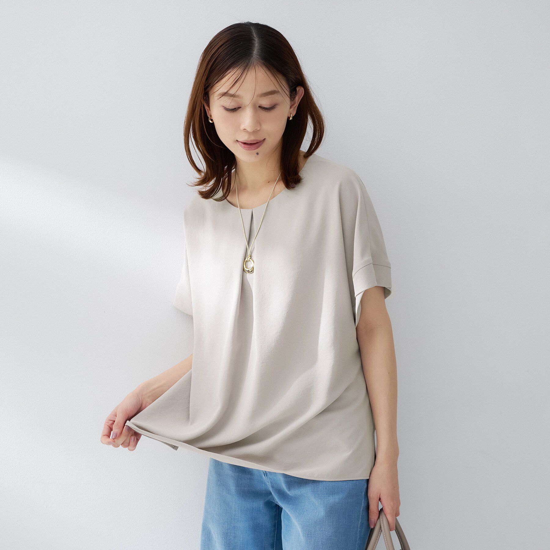 UNTITLED「【夏の名品セットアップが今年も登場！/はっ水/遮熱】リラクミスト 前後2WAYブラウス」|シャツ・ブラウス|