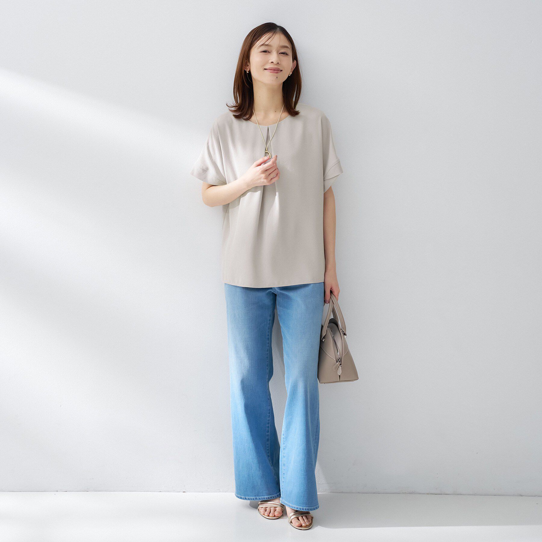 UNTITLED「【夏の名品セットアップが今年も登場！/はっ水/遮熱】リラクミスト 前後2WAYブラウス」|シャツ・ブラウス|