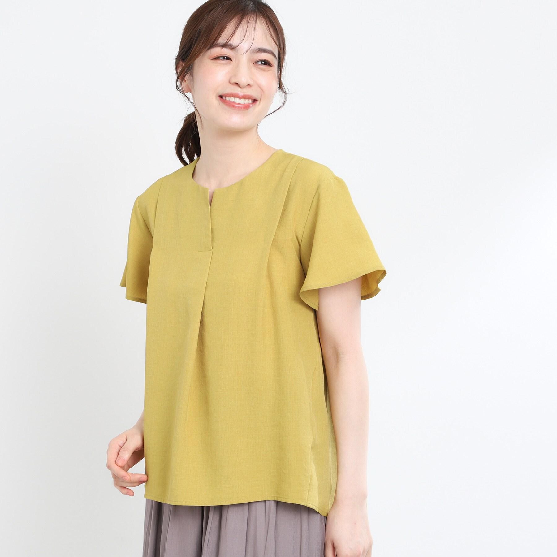 Reflect「ドライタッチスキッパーネックブラウス」|シャツ・ブラウス|マスタード(033)