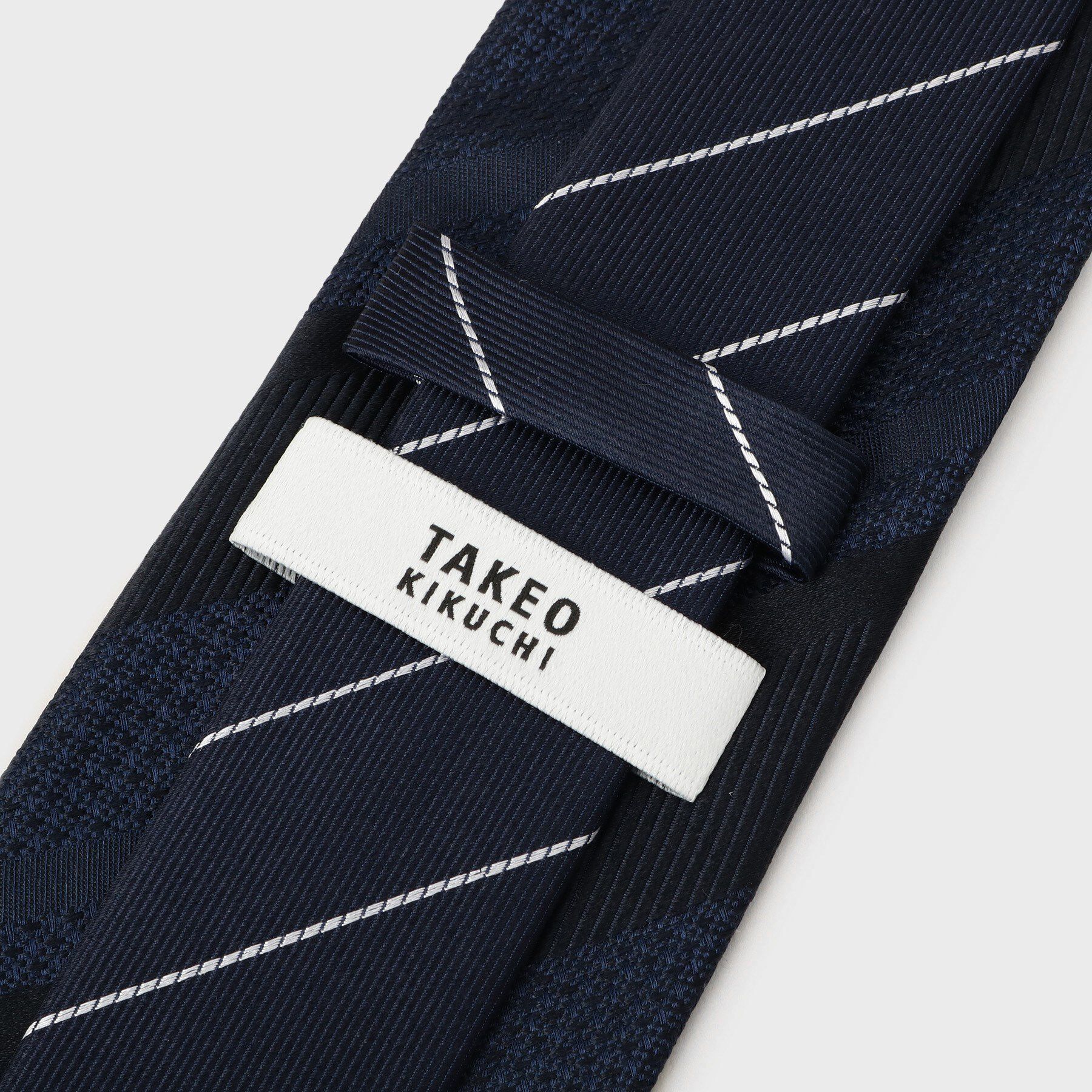 TAKEO KIKUCHI「【スマホスタンド機能付きパスケース】プレイフルチェンジネクタイBOX」|ネクタイ・蝶ネクタイ|