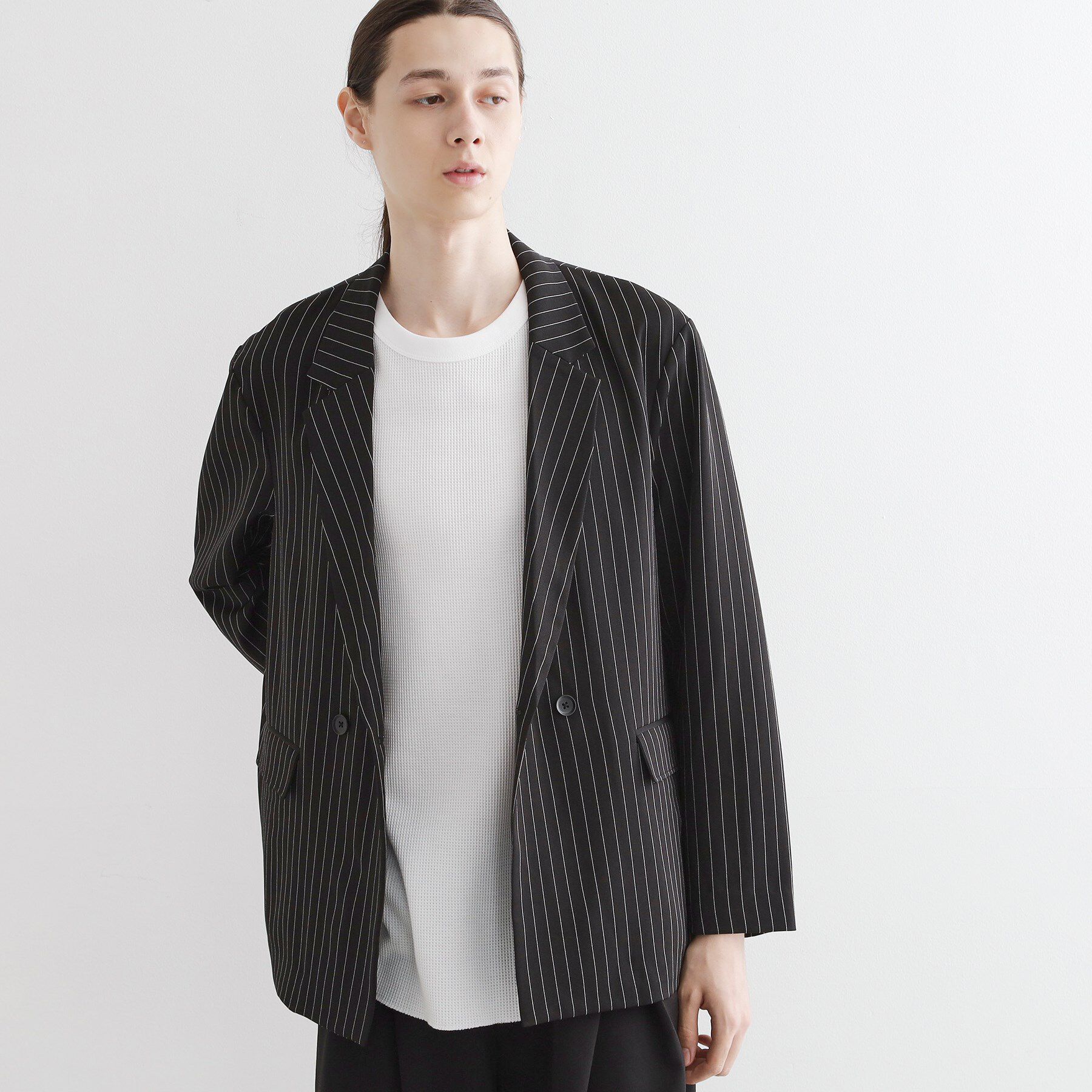 tk.TAKEO KIKUCHI「【セットアップ対応】ピンストライプルーズジャケット」|テーラードジャケット|ブラック(319)