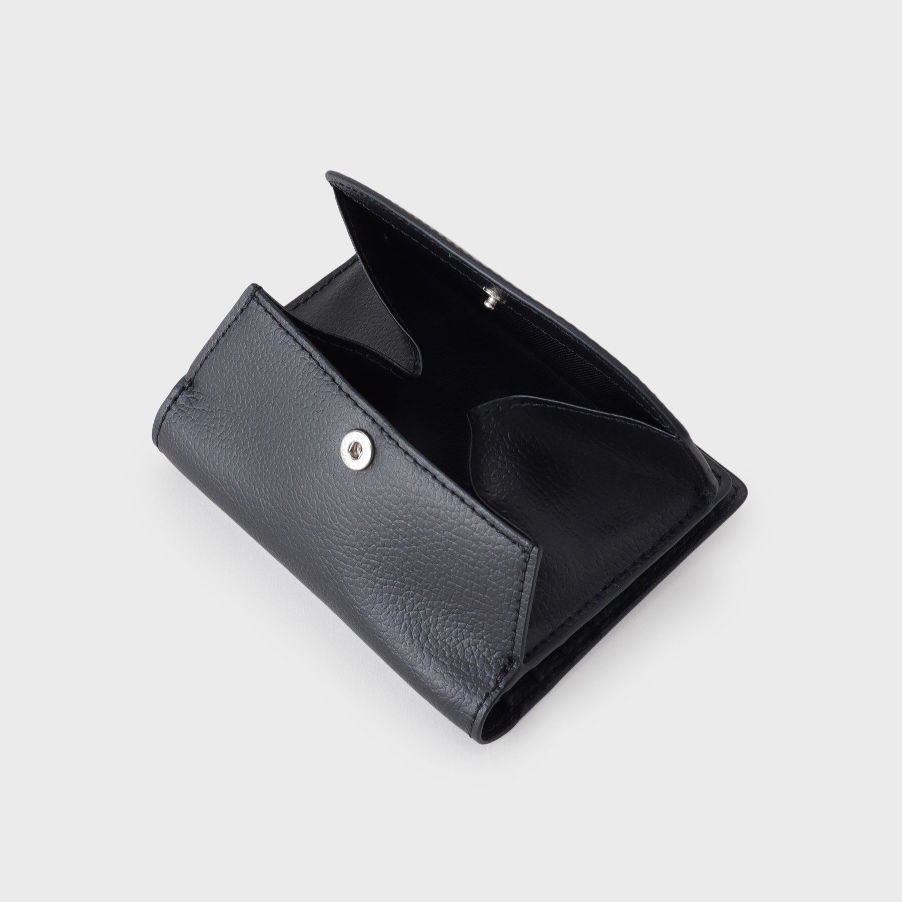 tk.TAKEO KIKUCHI「マグドット レザーウォレット」|財布|