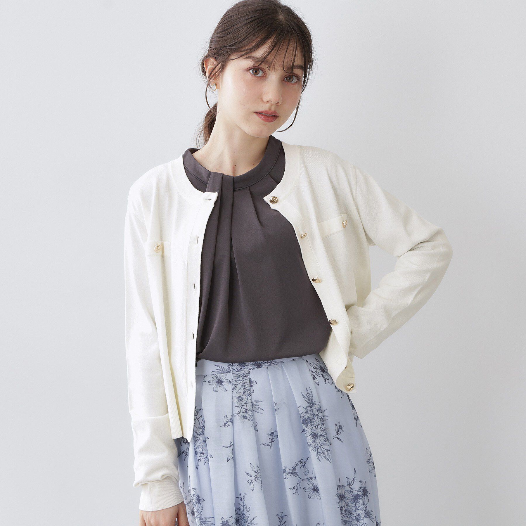 index「ボクシークルーネックカーディガン【洗濯機OK】《5col》」|カーディガン|オフホワイト(003