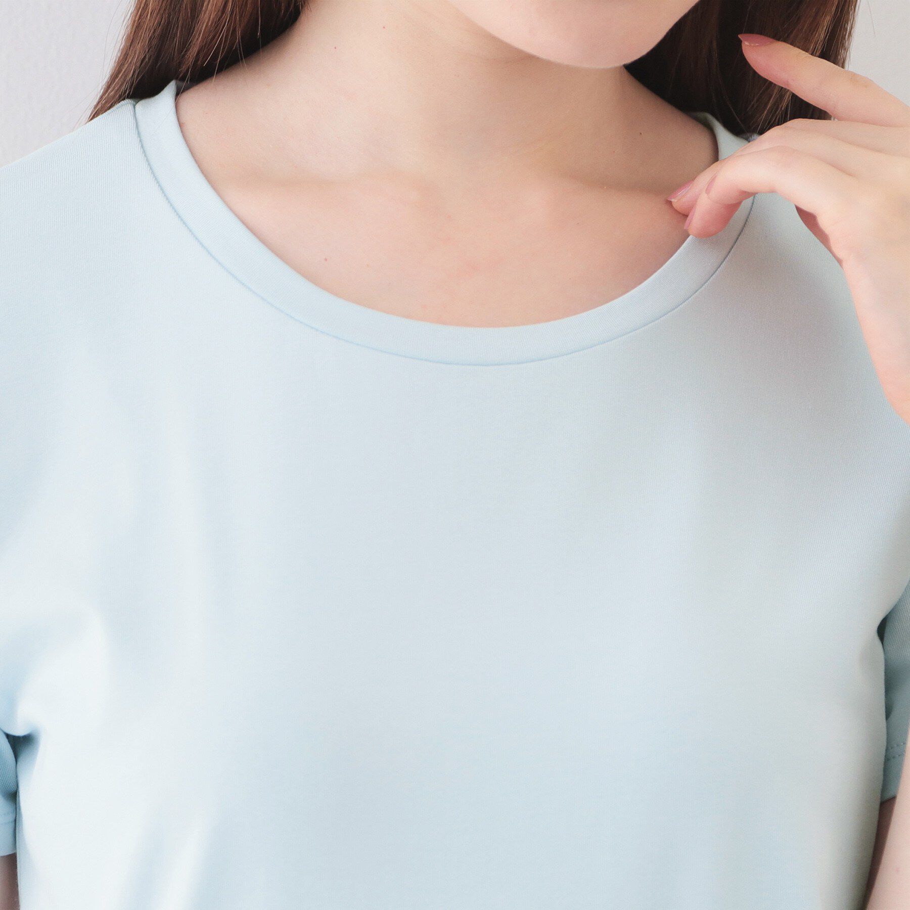 index「薄手なのに透けにくい！ベーシックTシャツ【洗濯機OK/接触冷感/吸水速乾/透け防止/UVケア】《S～」|Tシャツ・カットソー|