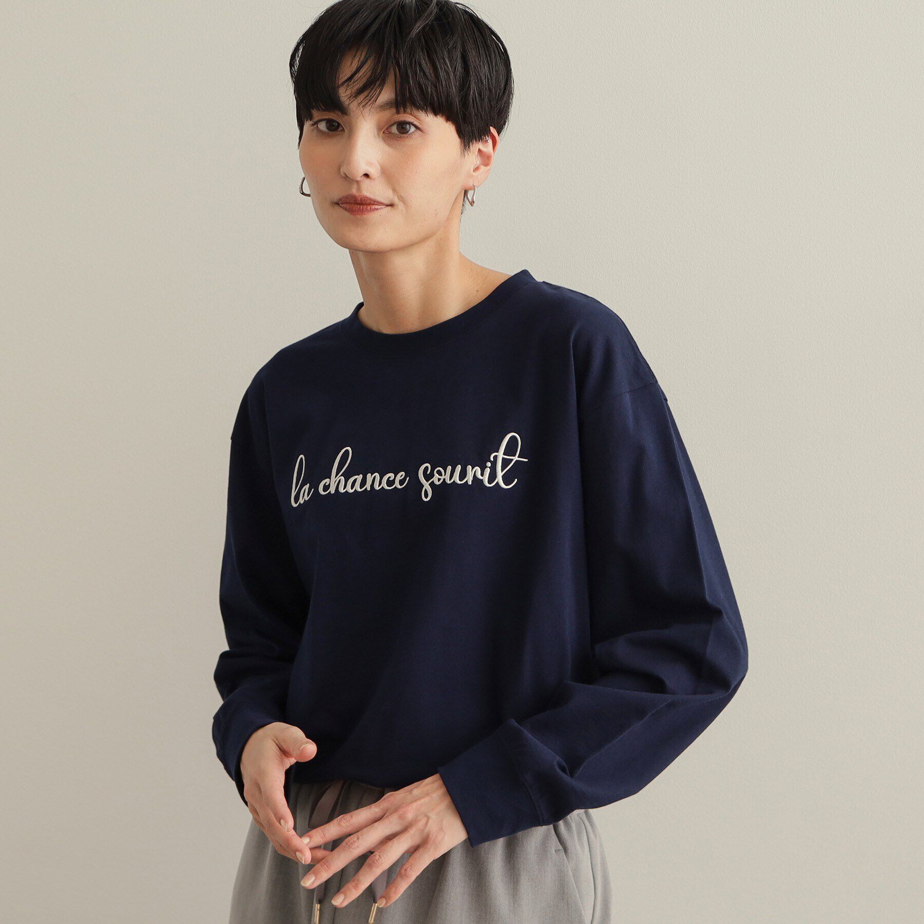 OPAQUE.CLIP「刺繍ロゴトップス【洗濯機洗い可】」|Tシャツ・カットソー|ネイビー(094)