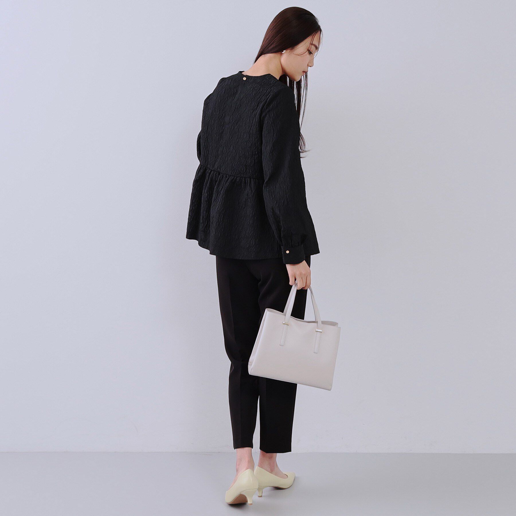 OPAQUE.CLIP「《通勤・セレモニー対応》ジャカードペプラムブラウス【洗濯機洗い可】」|シャツ・ブラウス|