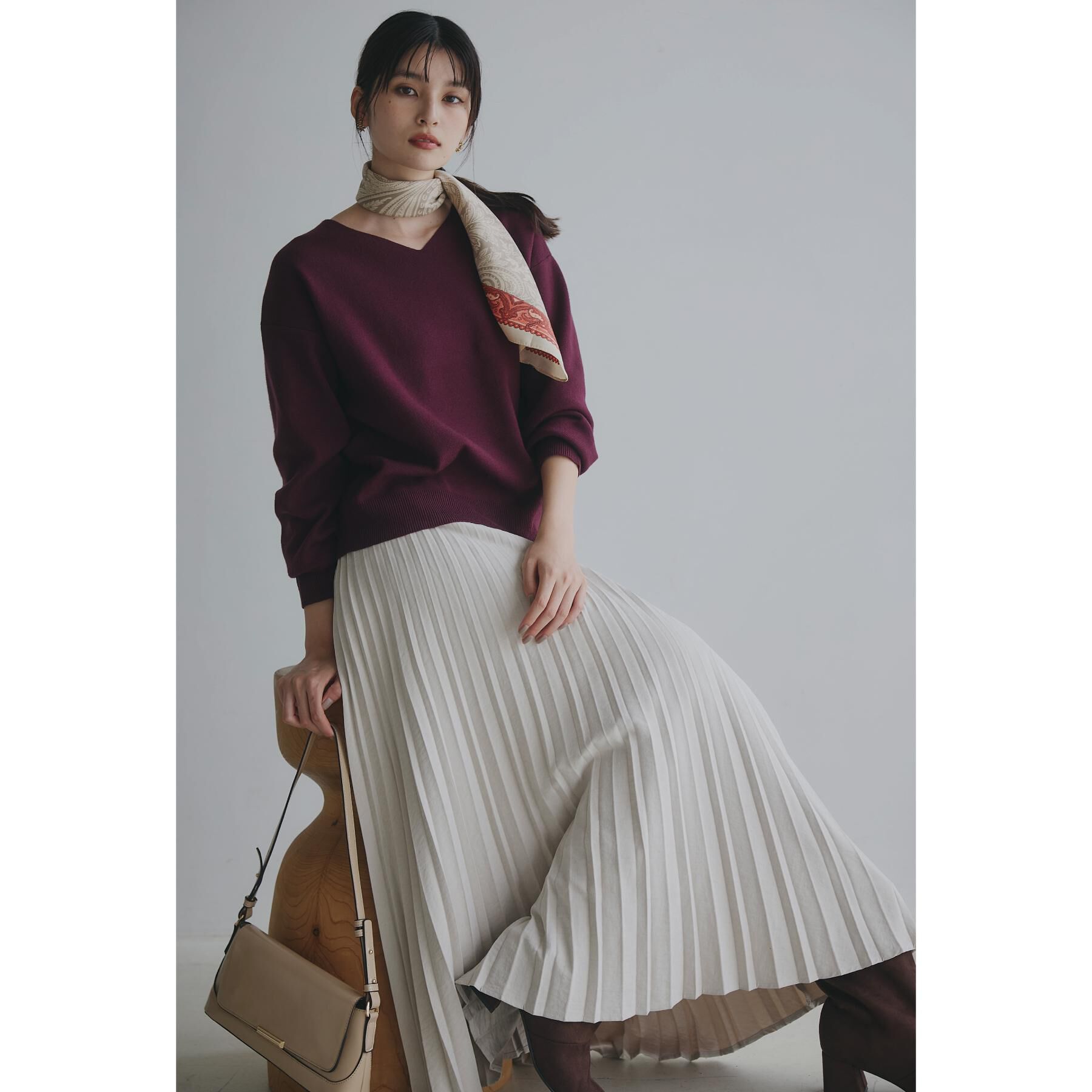 THE SHOP TK「【すっきりシルエットが叶う】大人のためのVネックニット/毛玉になりにくい/静電気防止/洗濯機OK」|ニット・セーター|