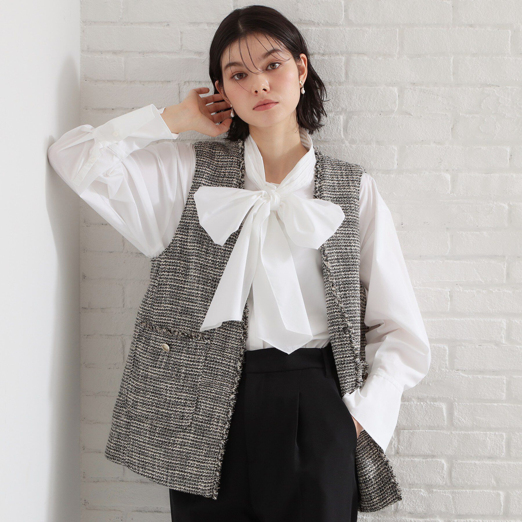 THE SHOP TK「【通勤・セレモニー】タックボウタイブラウス」|シャツ・ブラウス|