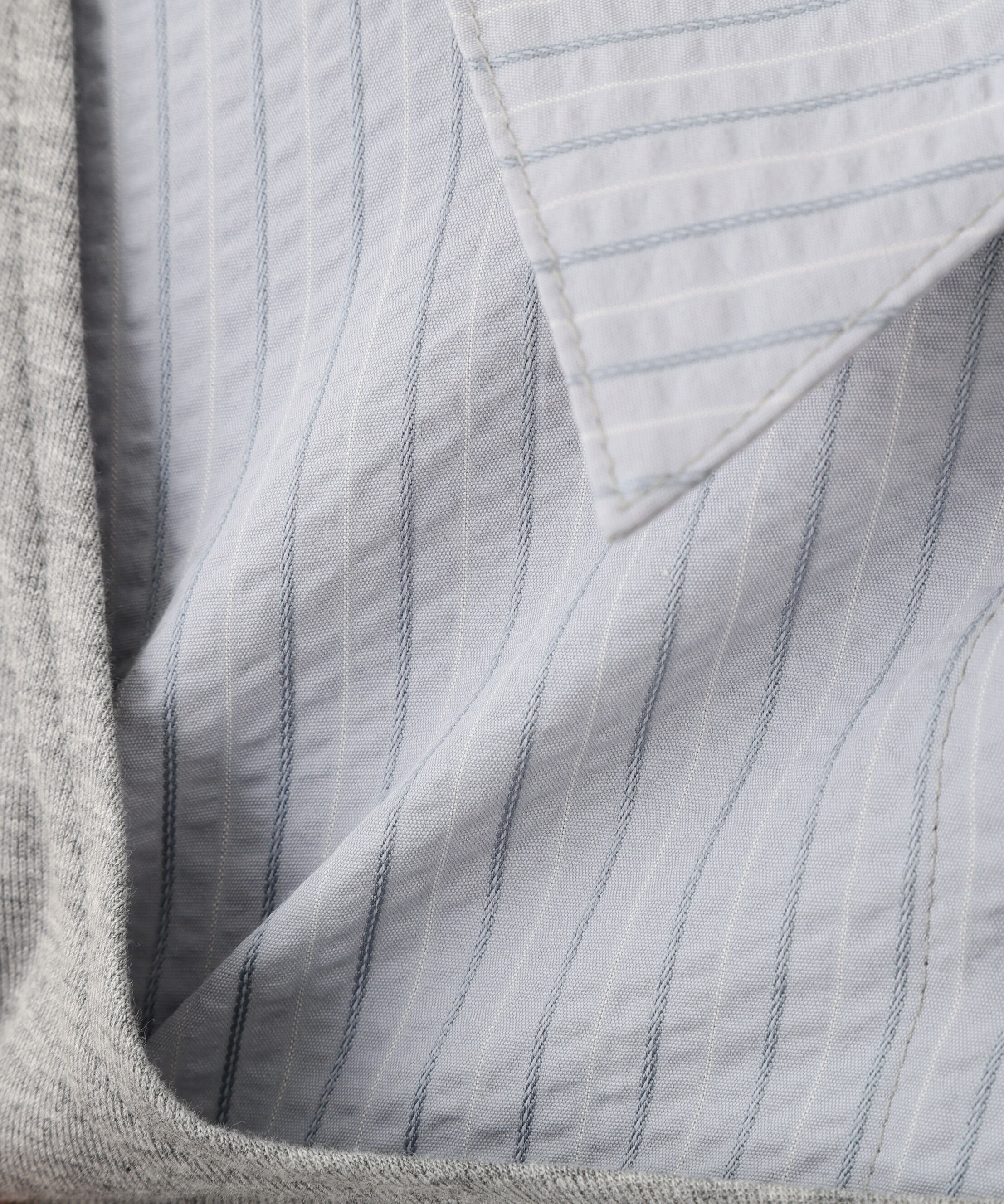  「シャツフェイクレイヤード深Uネックカットソー」|Tシャツ・カットソー|