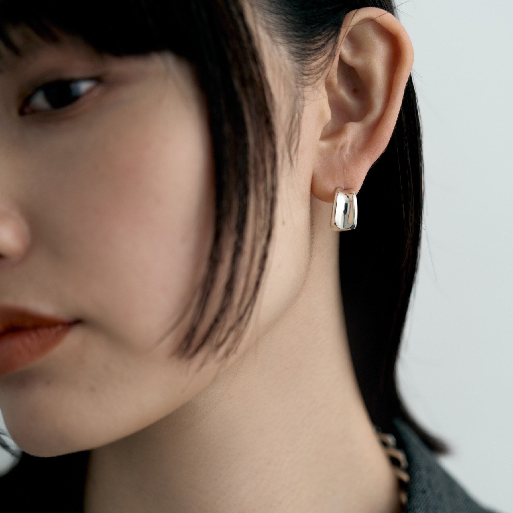 COCOSHNIK ONKITSCH「シルバー コンケイブピアス」|ピアス|